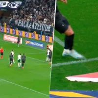 A lo Luis Figo: Hinchada del Corinthians protagoniza insólito momento contra Palmeiras