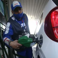 ¿Cuándo baja la bencina? Las fechas en la que el combustible tiene cambios este 2024