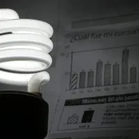 Subsidio Eléctrico: Desde esta fecha puedes postular al tercer llamado del beneficio de luz