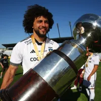 Maxi Falcón lanza potente crítica contra Johnny Herrera: “No se saca la camiseta”