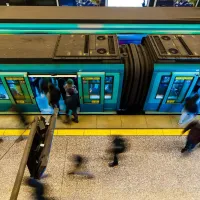 ¿Qué pasó en el Metro de Santiago? Reportan problemas en el servicio de la Línea 1