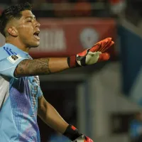 ¿Claudio Bravo o Matías Dituro? el reemplazante de Brayan Cortés que tiene en carpeta ByN