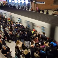 ¡Gratis y con horarios especiales! Todo sobre el Metro de Santiago este 24 de noviembre