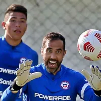 ¿Se prepara para reemplazarlo? Claudio Bravo habla del adiós de Brayan Cortés en Colo Colo