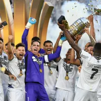 En Brasil oficializan oferta de Colo Colo por campeón de América: Impedirá vuelta de Bravo