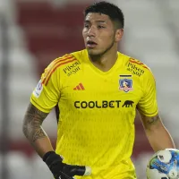 “Jugar acá es un privilegio”: Hinchas de Colo Colo se dividen por el retorno de Brayan Cortés