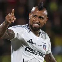 Vidal salvó a Colo Colo en un polémico partido