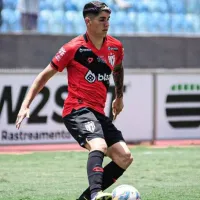 Ángelo Araos vuelve a jugar en Brasil a casi un año de sufrir grave lesión de rodilla