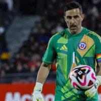 Lamentable: Claudio Bravo sufre millonario robo en su casa en Buin