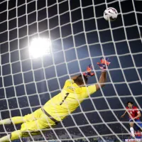 Williams Alarcón emuló el gran penal de Matías Fernández en la eliminación de Boca Juniors