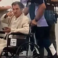 Escándalo: periodista acusa a Aníbal Mosa de victimizarse con la silla de ruedas tras la pelea en Colo Colo