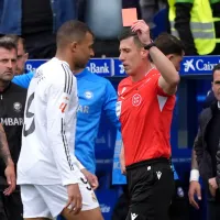 Kylian Mbappé mete un feo planchazo y se va expulsado en el Real Madrid contra Deportivo Alavés