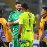 Quedó sordo: El hilarante momento que dejó el final del partido entre Colo Colo y Racing