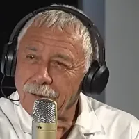 Carlos Caszely cuenta el gran fracaso de su carrera: “No me da vergüenza decirlo”