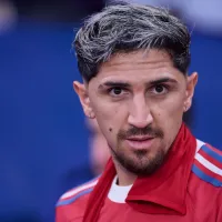 No sólo Colo Colo: Representante de Diego Valdés lanza aviso a la U y Católica
