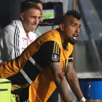 Juvenal Olmos sospecha que Arturo Vidal le está haciendo la cama a Jorge Almirón para ser el próximo DT de Colo Colo