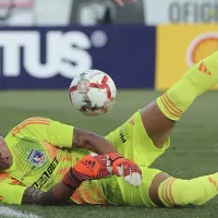 “Tremendo arquero, pero…”: Campeón con Colo Colo explica el bajo rendimiento de Brayan Cortés