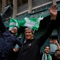 Como un “rockstar”: Manuel Pellegrini y emotivo recibimiento de hinchas del Betis
