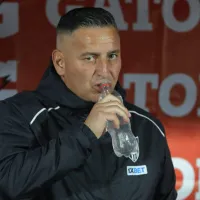 “Se nota que es chuncho”: Hinchas de Huachipato piden la renuncia de Jaime García tras papelón ante a la U