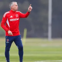 Gustavo Álvarez debe rearmar la defensa de U de Chile por los lesionados