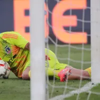 “El Oliver Kahn de Macul” Hinchas de Colo Colo reaccionan con memes al nuevo look de Brayan Cortés