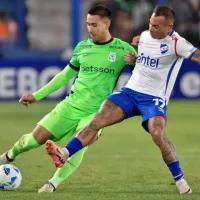 Antes de volver: Vargas cierra su paso por Uruguay de la peor forma