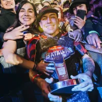 Teorema y el título: “Fue jugar a la pelota en cancha de tierra a pata pelá”