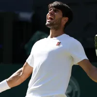 Alcaraz desploma a Fritz, pasa a la final en Wimbledon y rompe récord que ni Nadal ni Federer lograron