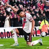 Debuta con gol en River y festeja literalmente como el Matador Salas