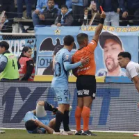Todo mal para Salomón Rodríguez: Pidió penal, lo expulsaron y otra vez decepciona