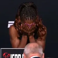 Campeona UFC vive un incómodo momento y se tapa la cara de vergüenza