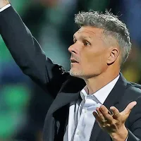 Pese a no tener ningún título: Lo que hizo Fernando Ortiz para conquistar a la dirigencia de Colo Colo