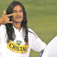 Justifica polémicos lienzos de Colo Colo y culpa a jugador de la U