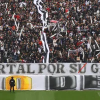 Histórico de Colo Colo indignado por polémicos lienzos a la U
