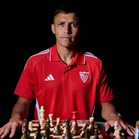 Dura bienvenida a Alexis en Sevilla: "Veterano, ni niño ni..."