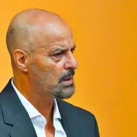 Fantasma Figueroa despedaza a los ex jugadores comentaristas: “Siguen proponiendo para Chile a…”