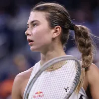 Ganó su primer WTA, relevó a la N°5 y puso a temblar al circuito con 17 años