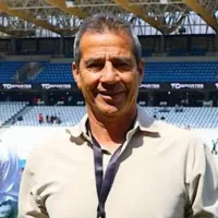 ¡Fuerza cruzado! Revelan parte médico del Pato Toledo tras desplomarse en amistoso de U Católica