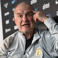 Spoilean "adiós" de Bielsa en Uruguay: "Jugadores no quieren hablarle"