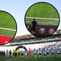 Video: Hinchas de la UC alertan mal estado de cancha del Claro Arena