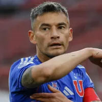La U sorprende con el contrato de Charles Aránguiz