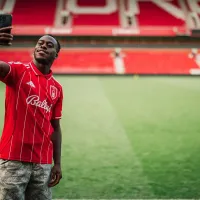 Arnaud Kalimuendo reforça Nottingham Forest e demonstra confiança e entusiasmo