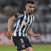 Gigante do futebol brasileiro encaminha a contratação de Júnior Alonso; ex-Atlético; salário de R$ 1 milhão mensais