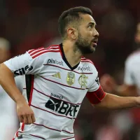 Salário, bonificações e tempo de contrato: Everton Ribeiro encaminha acordo surpreendente para 2024