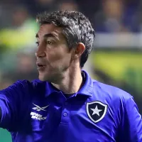Valeu, John Textor! Botafogo prepara compra de meio-campista do futebol europeu