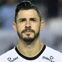 Giuliano pode ser liberado pelo Corinthians para acertar com outro gigante brasileiro