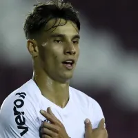 São Paulo oferece dois jogadores para fechar com Ferreirinha, do Grêmio