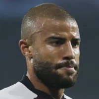 DE SAÍDA! Rafinha vai deixar o Al-Arabi e pode ser reforço ‘de peso’ no Futebol Brasileiro