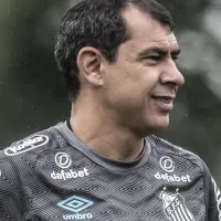 $ 4,8 milhões, 100% aprovado: Fábio Carille recebe ótima notícia e pula de alegria no Santos