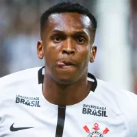 Ídolo do Corinthians, Jô volta aos gramados e assina com 'novo rico' do futebol brasileiro